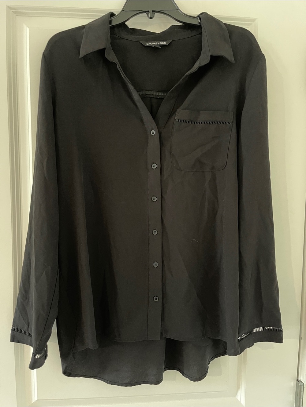 41 Hawthorn Black Women's Button Up Top with Collar, XL